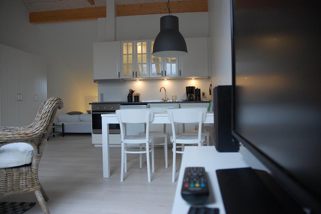 Bygaden 9 Apartment Knebel Bilik gambar